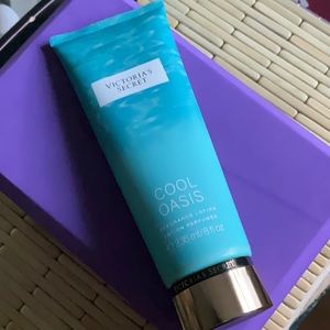 Victoria’s Secret Cool Oasis fragrance lotion